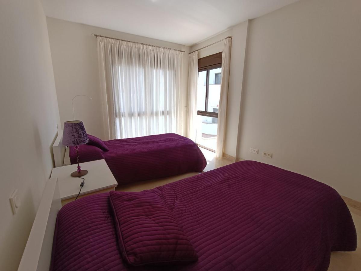 Amplio Apartamento En Portofino Alcaidesa Kültér fotó